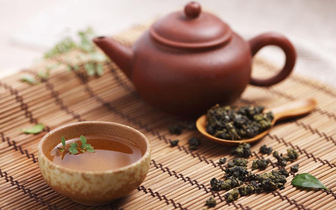 Thé Oolong Chinois : Histoire, Bienfaits et Sélection d'Exception